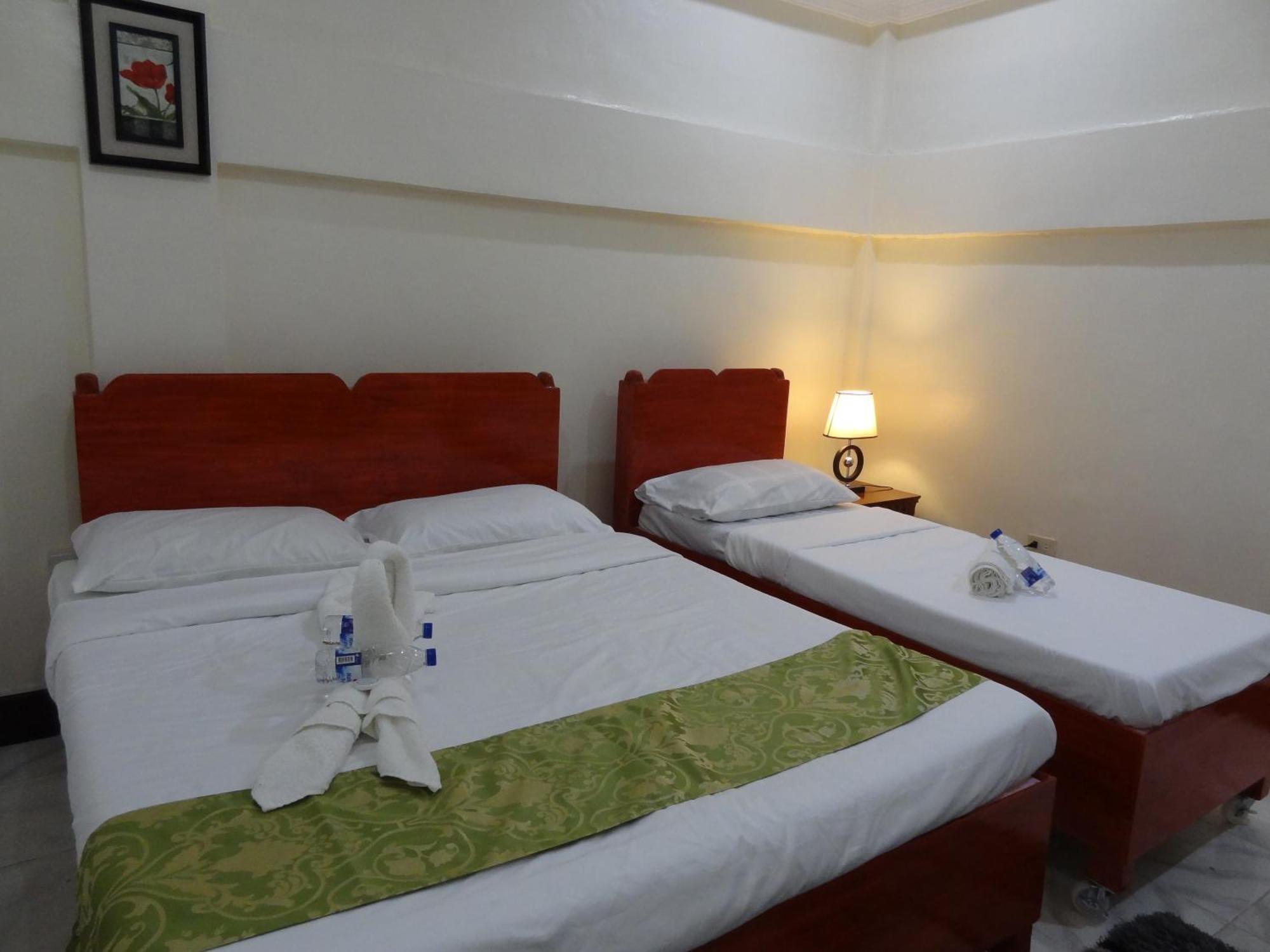 The Executive Villa Inn & Suites Davao Room photo