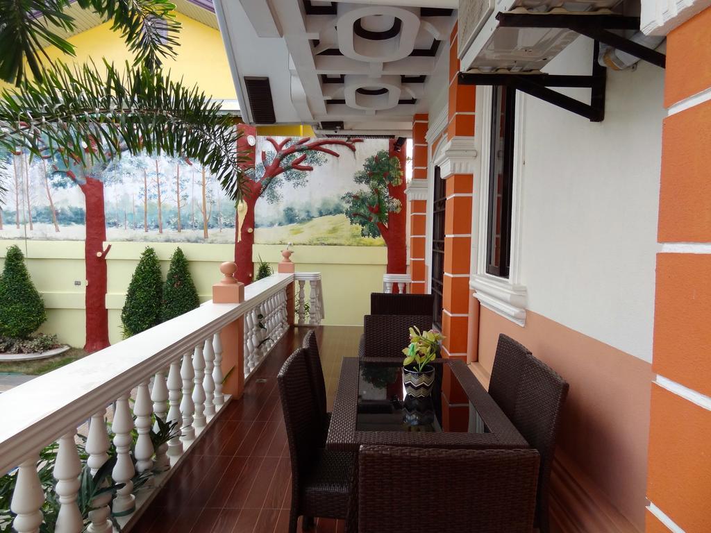 The Executive Villa Inn & Suites Davao Exterior photo