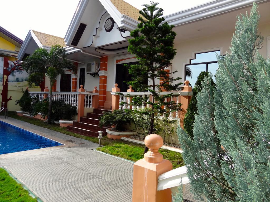 The Executive Villa Inn & Suites Davao Exterior photo