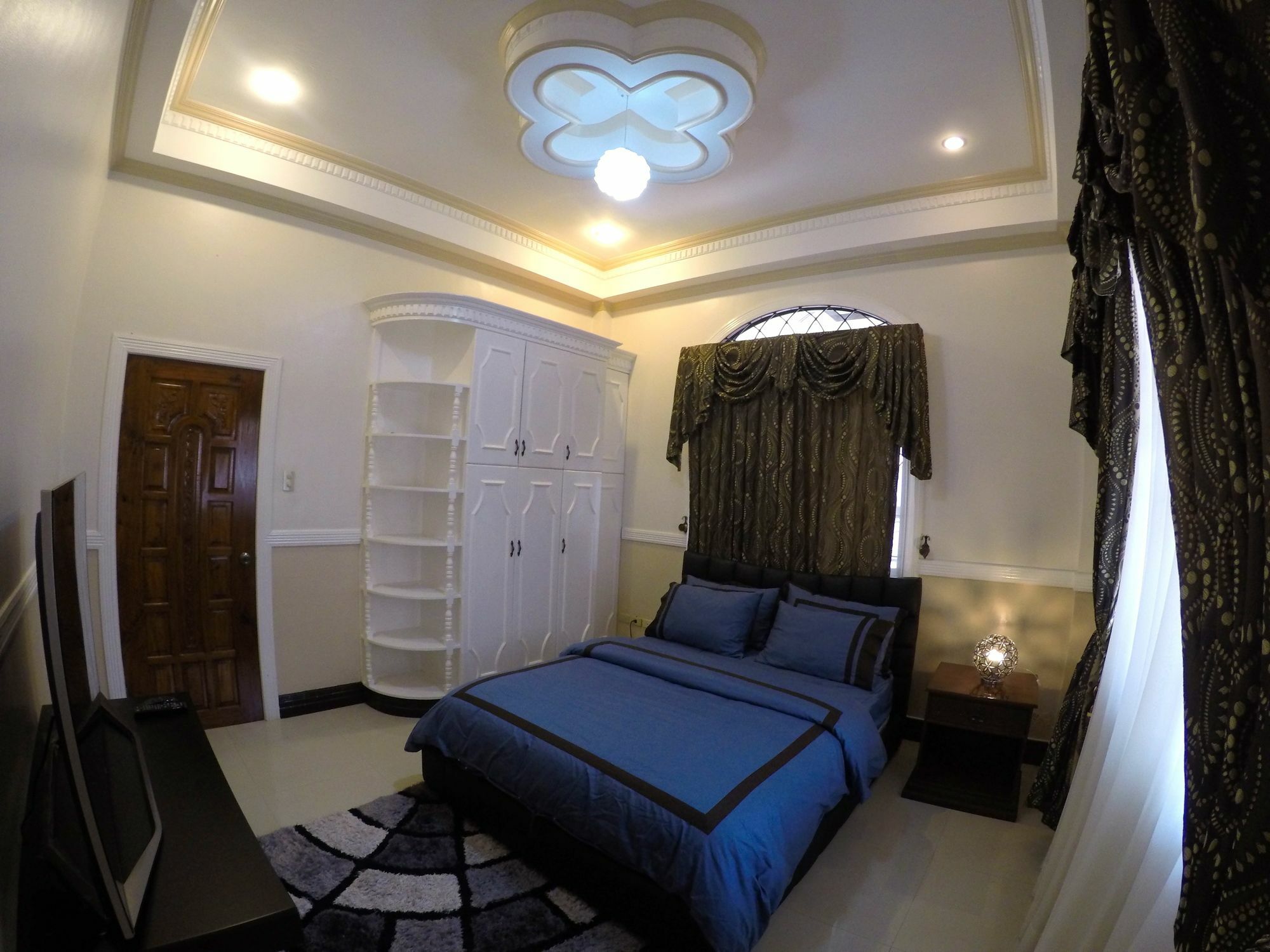 The Executive Villa Inn & Suites Davao Exterior photo