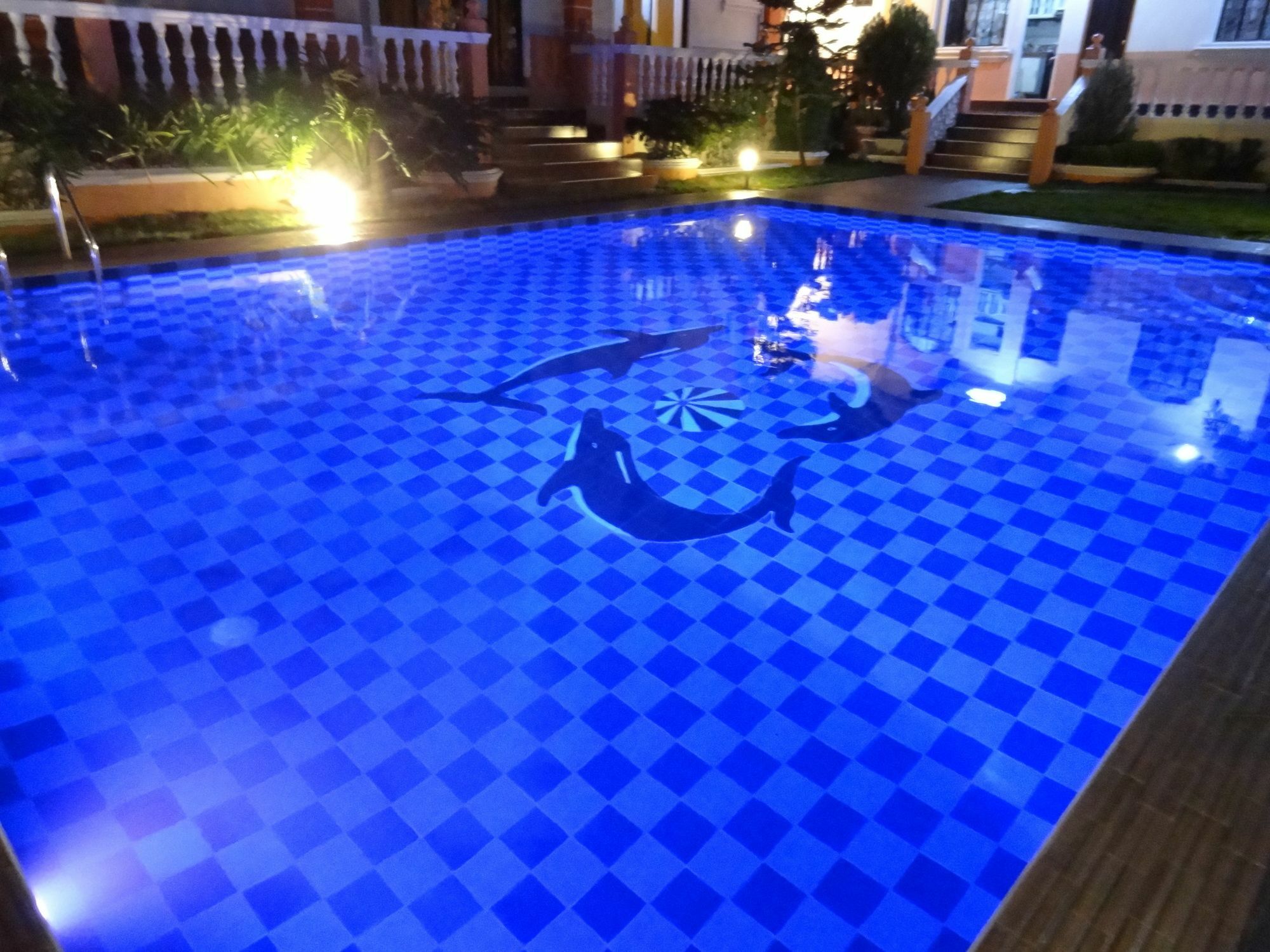 The Executive Villa Inn & Suites Davao Exterior photo
